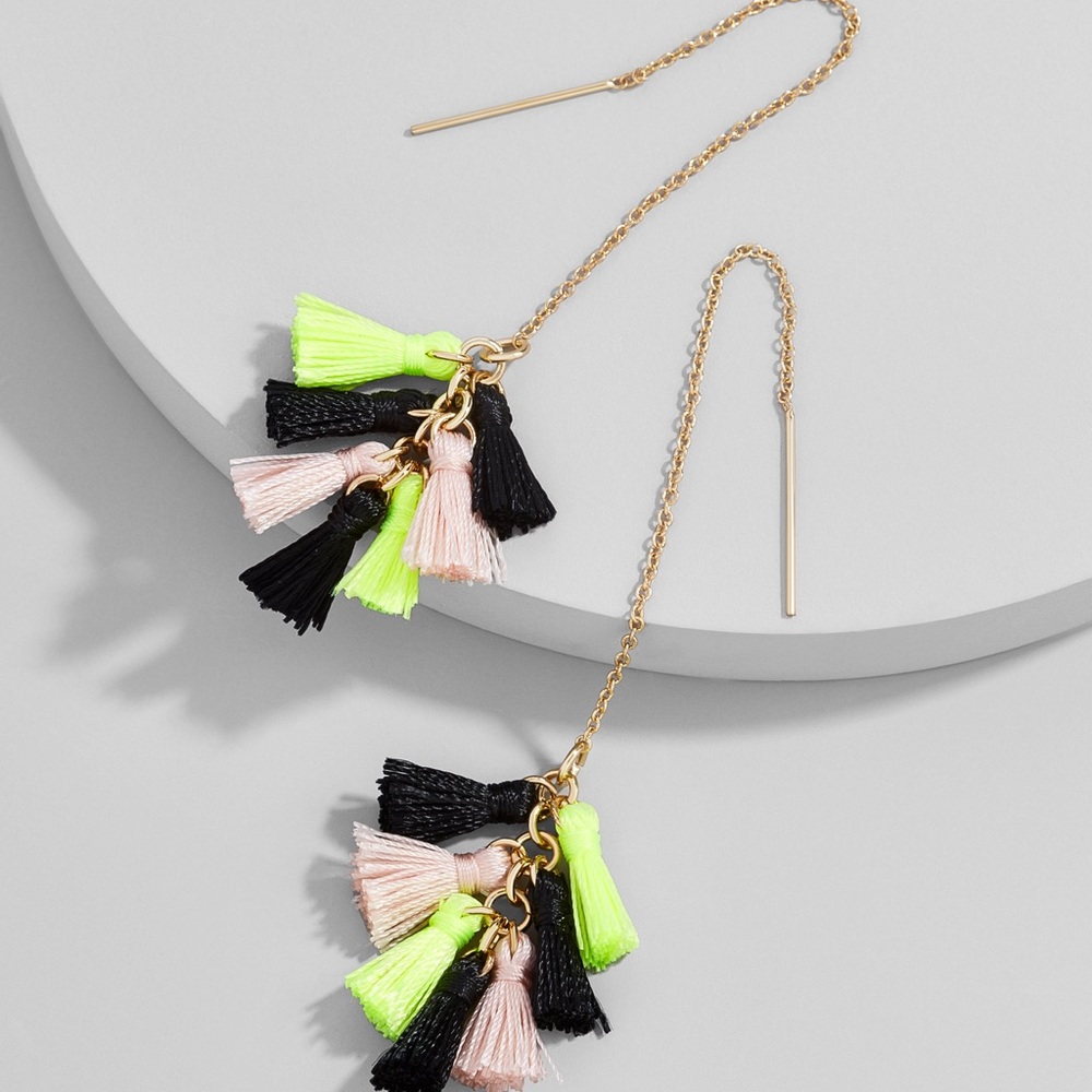 SOLD ⚠️ BAUBLEBAR threaded Lilly tassel earrings